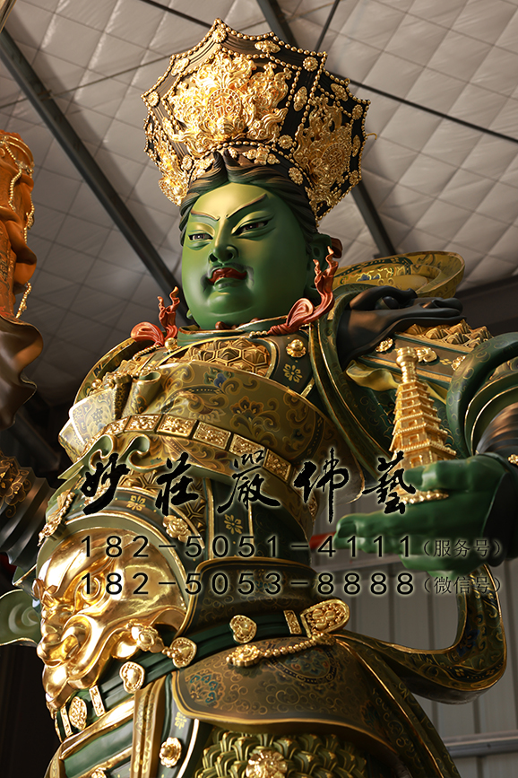 多闻天王侧面照