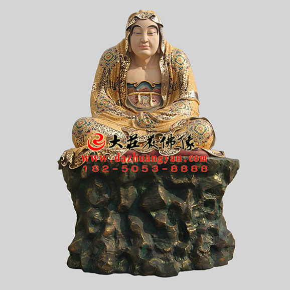 伐那婆斯尊者塑像